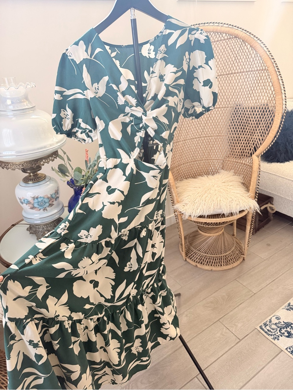 Green & White Floral Midi Dress | Cottagecore Tea Party Dress | Size Medium 🌿🤍 - Picture 3 of 4